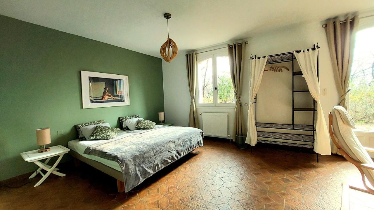 Hotel La Devinière à Donzère Chambre photo