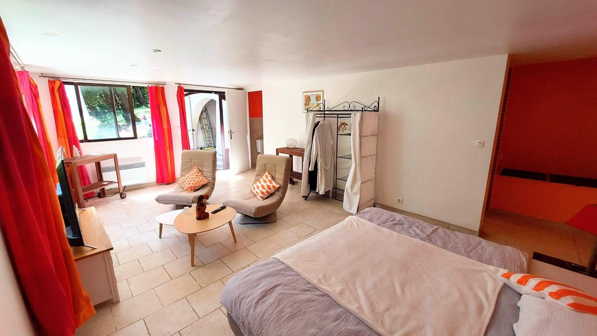 Hotel La Devinière à Donzère Chambre photo