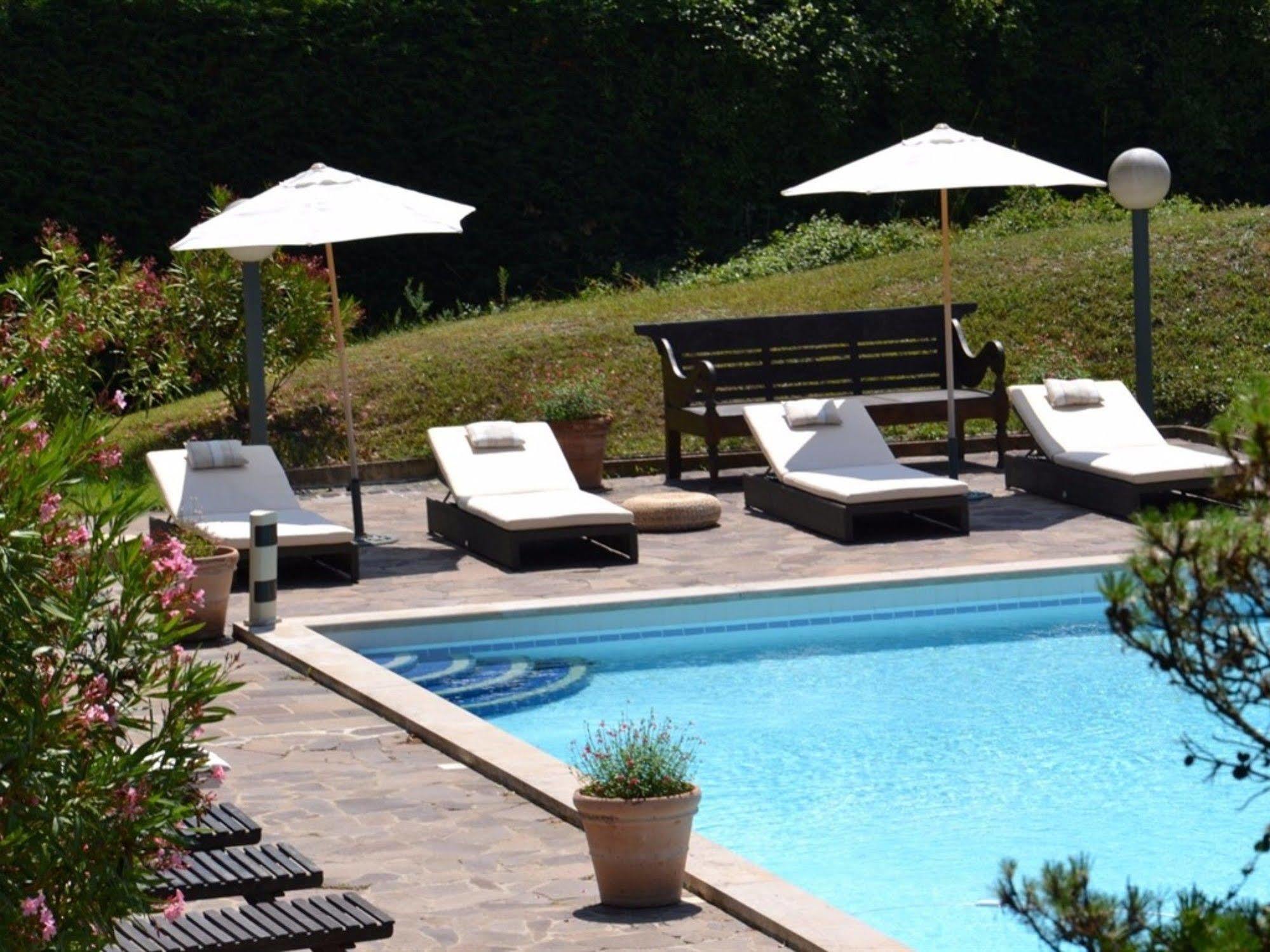 Hotel La Devinière à Donzère Extérieur photo